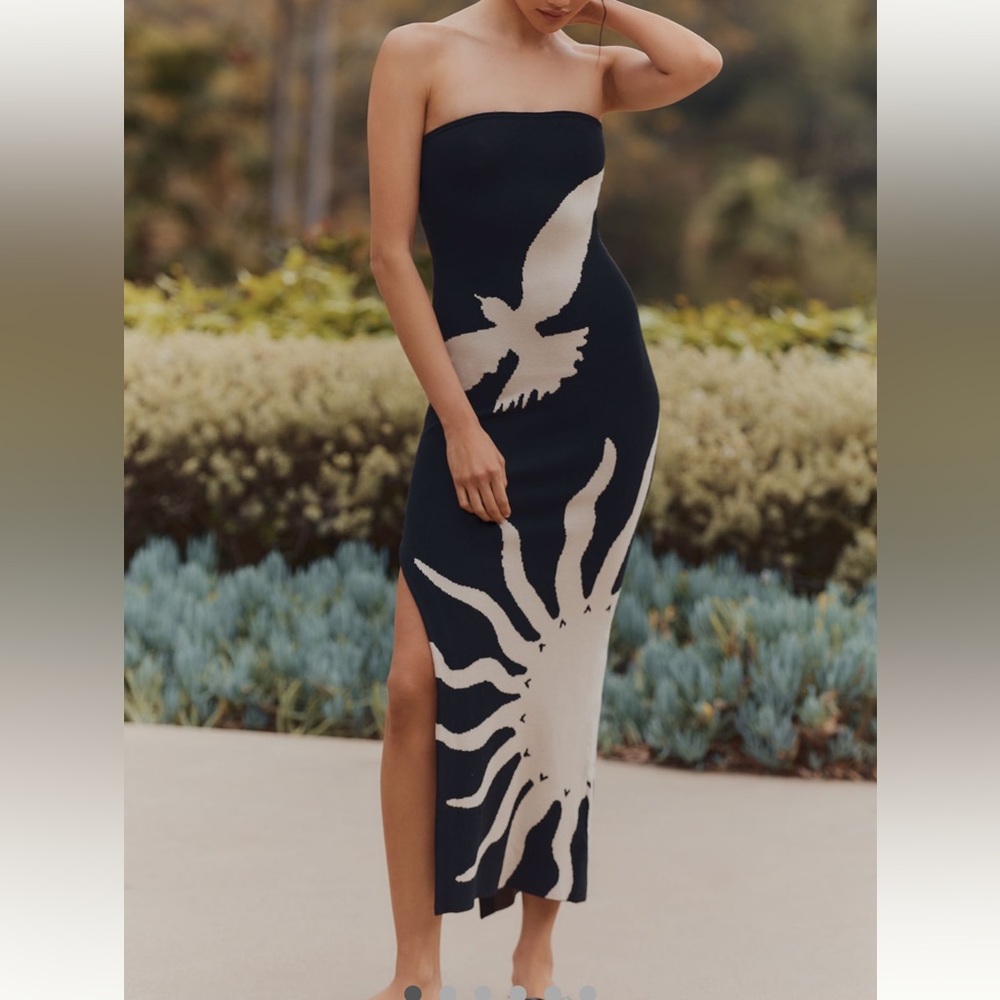 The Mesa Strapless Midi Dress